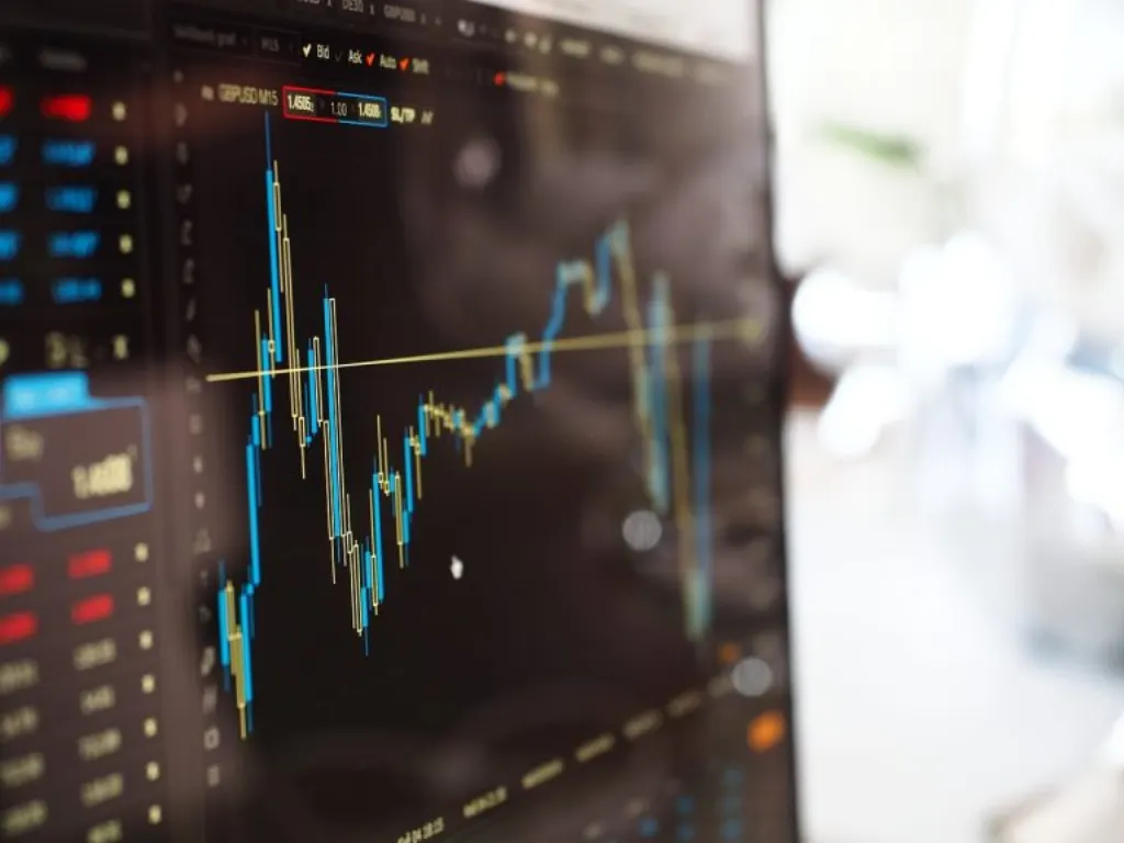 découvrez ce qu'est un découpage d'actions, ses implications pour les investisseurs et comment cela peut affecter la valeur de vos investissements. apprenez tout sur les raisons derrière cette pratique et ses effets sur le marché.