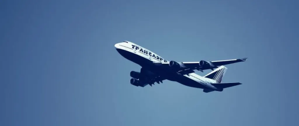 découvrez l'univers fascinant de boeing, leader mondial dans l'aviation et la défense, innovant depuis plus d'un siècle dans la conception et la fabrication d'appareils aériens de pointe, alliant technologie, sécurité et performance.