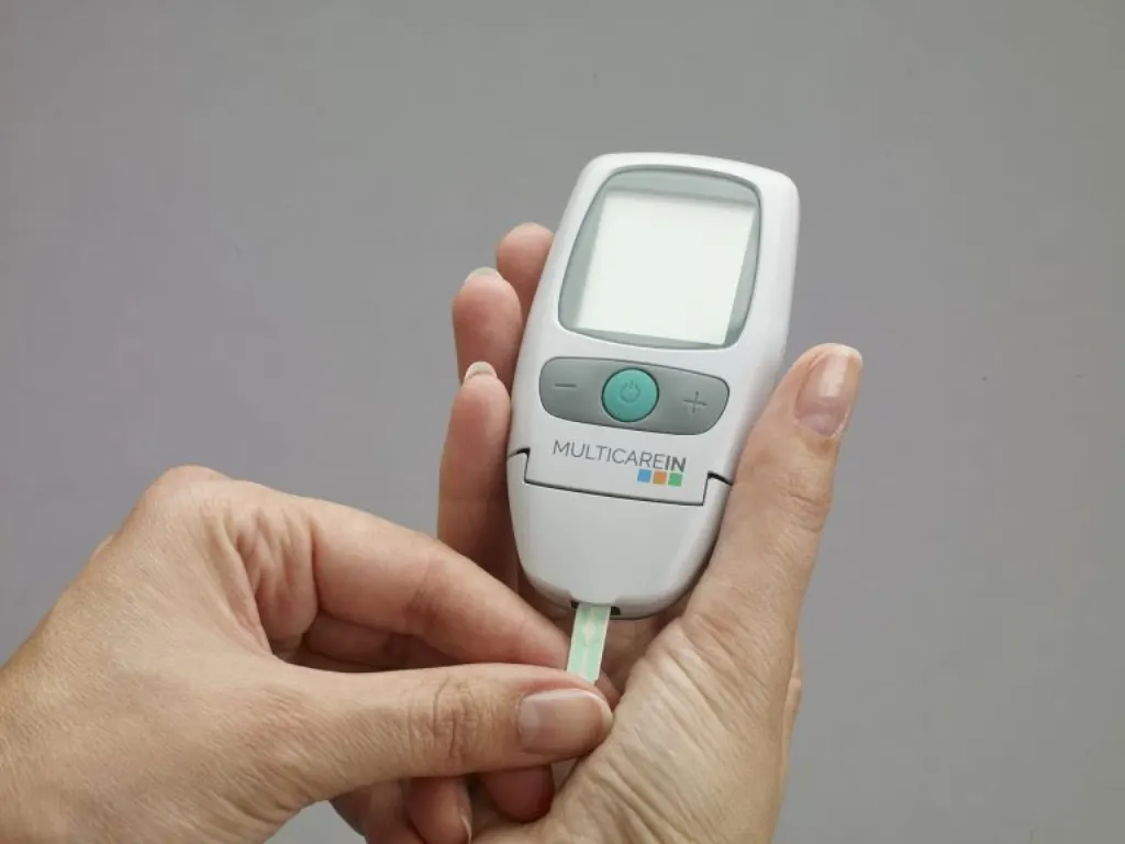 découvrez l'importance des tests sanguins pour surveiller votre santé. informez-vous sur les différents types d'analyses, leurs utilités et comment elles peuvent vous aider à prendre des décisions éclairées concernant votre bien-être.