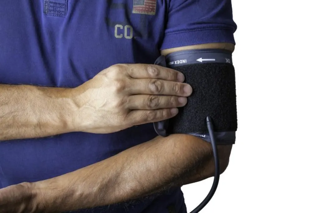 découvrez l'importance des tests sanguins pour évaluer votre santé. explorez les différents types de prélèvements, leur utilité diagnostique, et comment ils peuvent vous aider à prévenir des maladies. prenez le contrôle de votre bien-être grâce à des analyses précises et fiables.