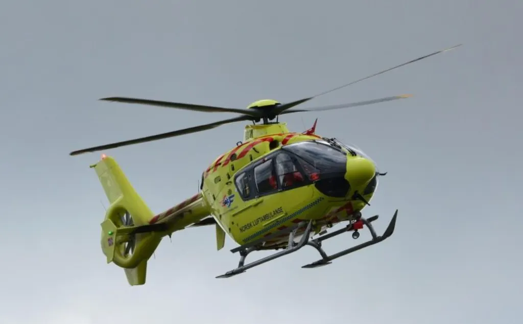 découvrez le monde fascinant des hélicoptères, leurs caractéristiques uniques, leurs usages variés et les technologies qui les propulsent dans les airs. apprenez-en plus sur les différents types d'hélicoptères, leur fonctionnement et leurs applications dans le transport, la recherche et les loisirs.