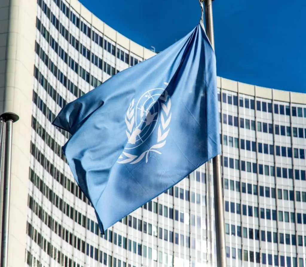 découvrez l'impact des guerres commerciales sur l'économie mondiale, les échanges internationaux et les stratégies des entreprises. analysez les causes, les conséquences et les enjeux géopolitiques de ces conflits économiques.