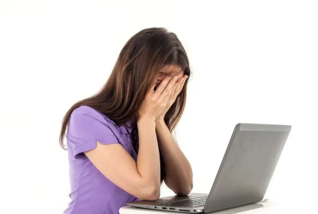 découvrez les causes et les solutions pour lutter contre l'ai fatigue, un phénomène croissant à l'ère numérique. apprenez comment gérer votre temps d'écran et retrouver un équilibre sain entre technologie et bien-être.