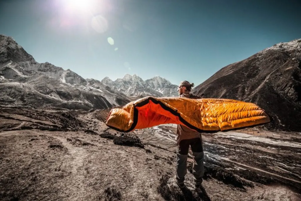 découvrez notre sélection de lits de camping confortables et pratiques, idéaux pour vos aventures en plein air. profitez d'un sommeil réparateur où que vous soyez, avec des options faciles à transporter et à installer.