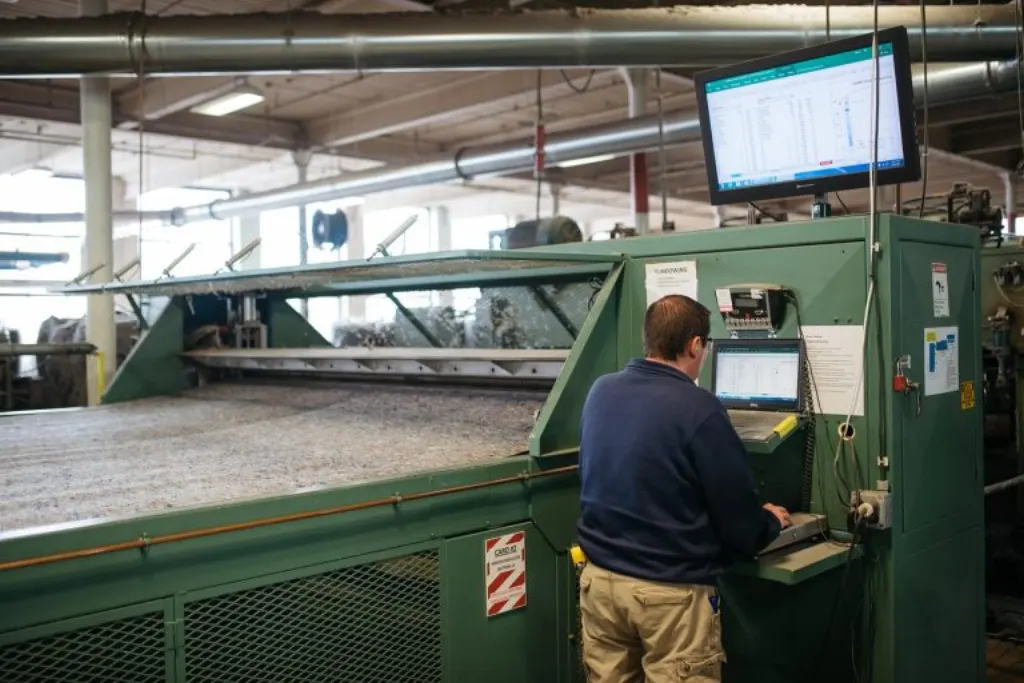découvrez l'univers de la fabrication, où innovation et efficacité se conjuguent pour transformer des idées en produits. plongez dans les dernières avancées technologiques, les méthodes de production durables et les tendances de l'industrie manufacturière.