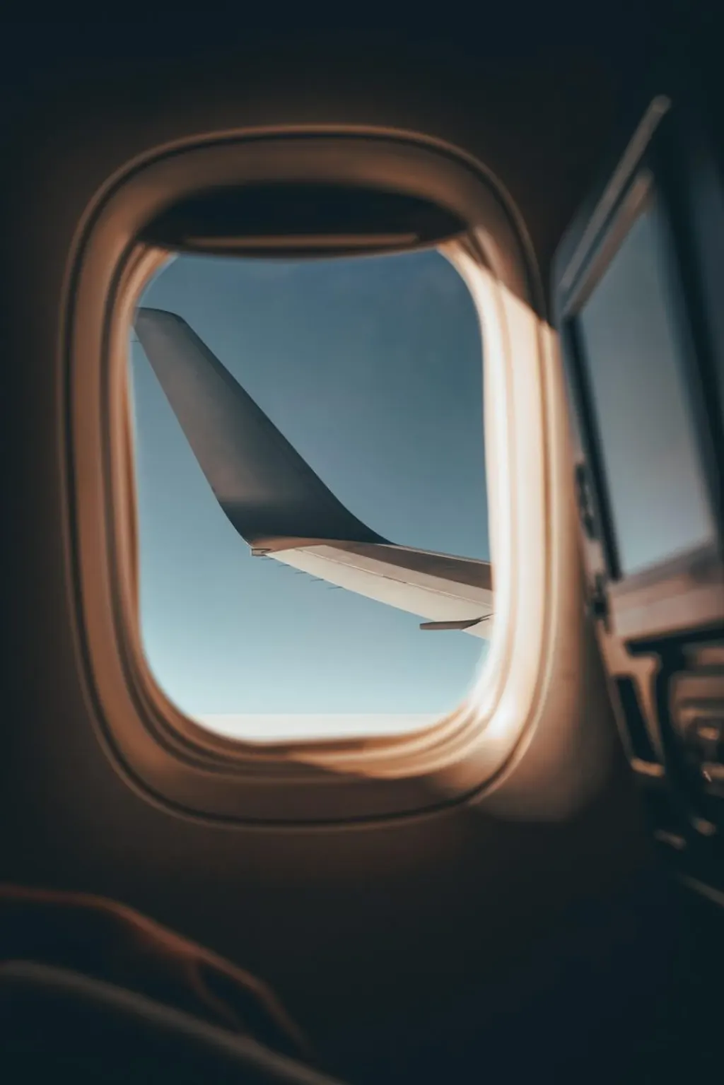 découvrez le plus grand avion au monde, une prouesse d'ingénierie qui repousse les limites de l'aviation. explorez ses caractéristiques impressionnantes, son histoire fascinante et son impact sur le transport aérien moderne.