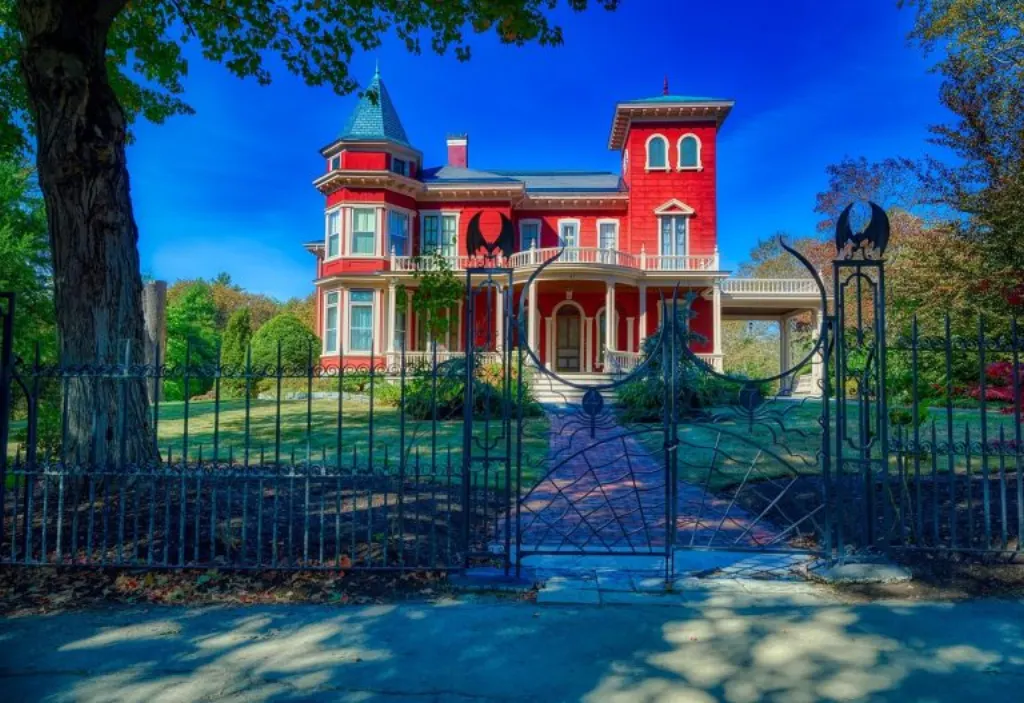 découvrez le charme d'une new england house : une maison élégante au style traditionnel nord-américain, idéale pour une vie confortable entre authenticité et modernité.