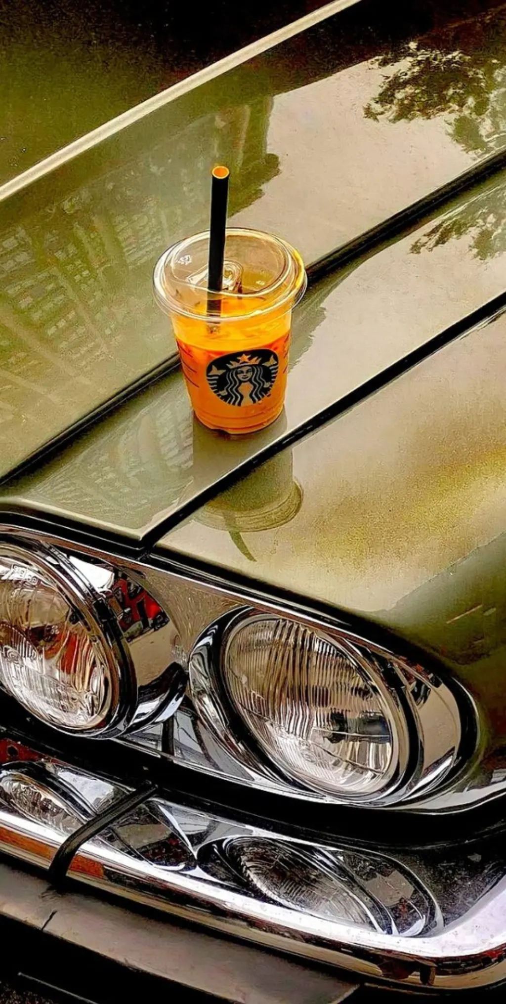 découvrez starbucks : la célèbre chaîne de cafés proposant une large sélection de boissons artisanales, pâtisseries et snacks dans une ambiance conviviale. détendez-vous et profitez d'un moment unique dans votre coffee shop préféré.