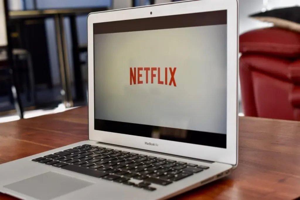 découvrez tout sur netflix : films, séries originales, documentaires et nouveautés à regarder en streaming. profitez d’un large catalogue pour tous les goûts, accessible à tout moment sur tous vos appareils.