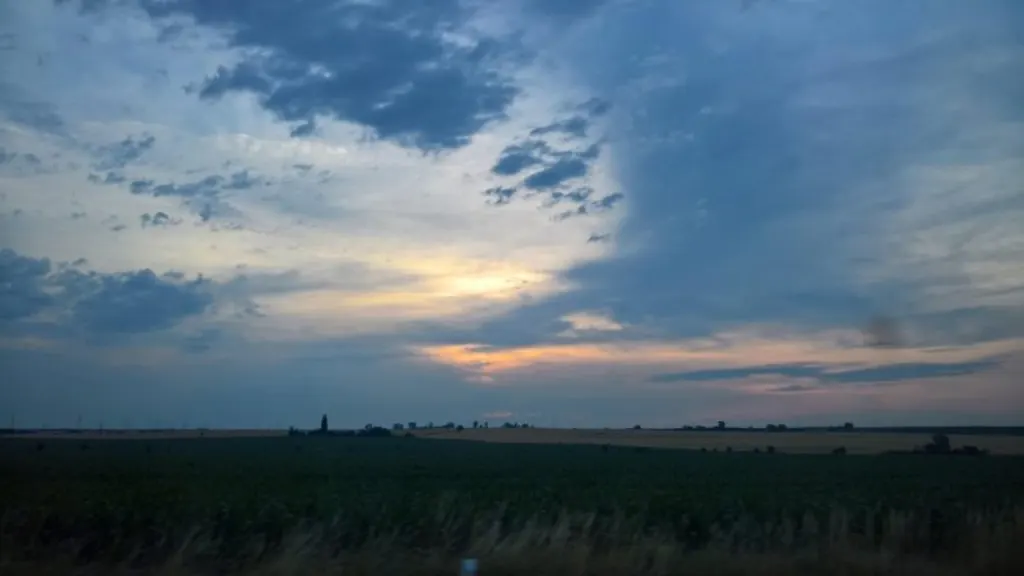 découvrez le tennessee : un état fascinant des états-unis, célèbre pour sa musique, ses parcs nationaux, sa culture chaleureuse et ses paysages époustouflants. partez à la découverte de nashville, memphis et bien plus encore !
