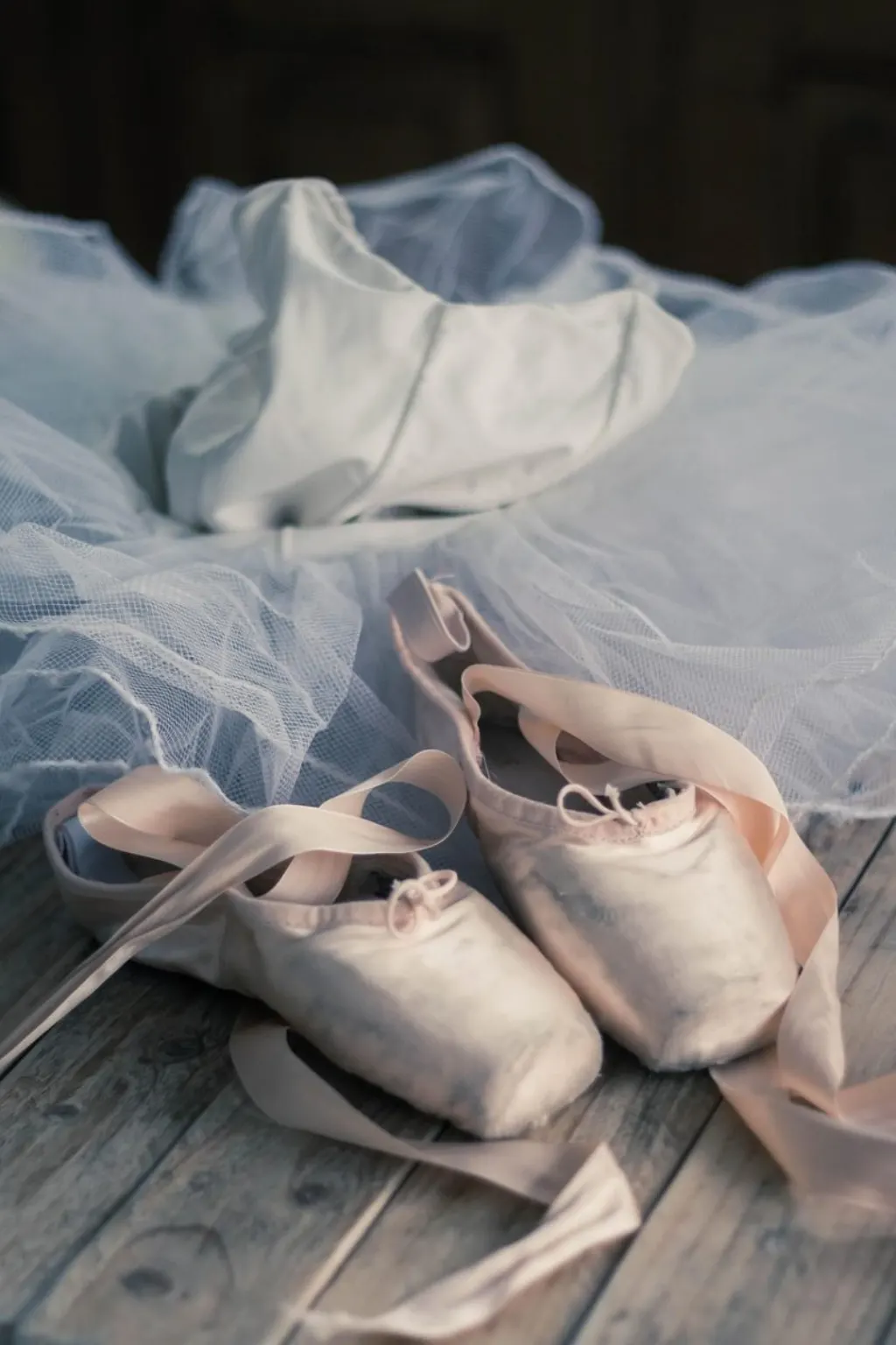 découvrez l'art du ballet, une danse élégante et expressive qui allie technique, grâce et passion pour raconter des histoires captivantes sur scène.