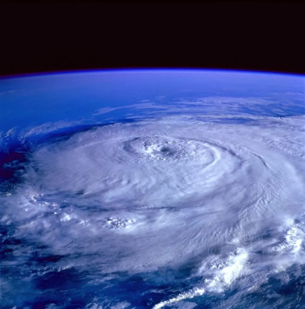 découvrez les données satellites pour une analyse précise et en temps réel de la terre, optimisant la prise de décision dans divers secteurs.