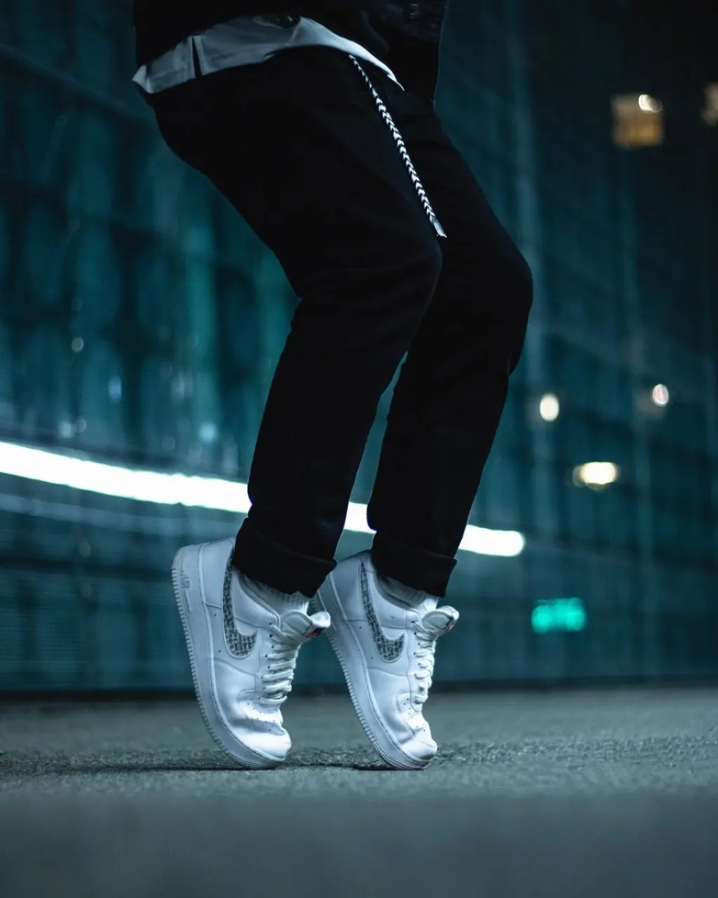 découvrez les raisons de la baisse du cours des actions nike et son impact sur le marché financier.