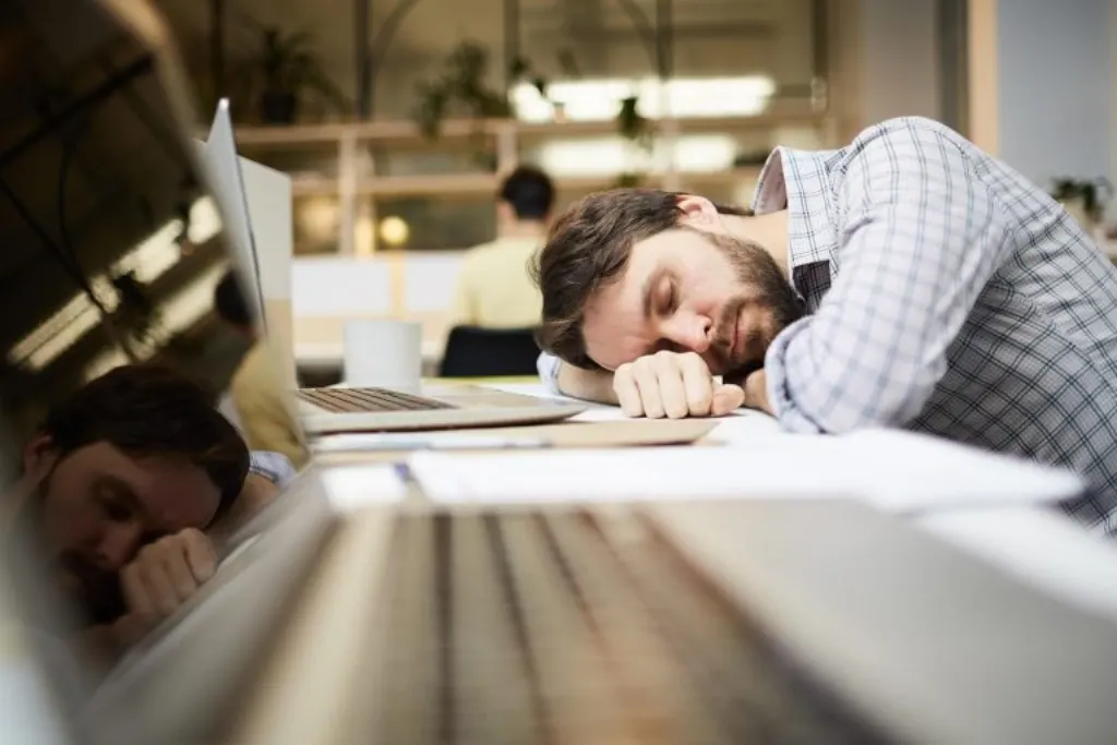 découvrez les avantages de l'actionnariat salarié, une pratique où les employés détiennent une part du capital de leur entreprise, favorisant l'engagement, la motivation et la performance collective.