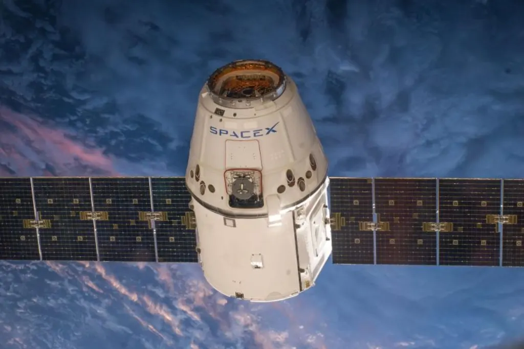 découvrez spacex, l'entreprise aérospatiale innovante fondée par elon musk, spécialisée dans le développement de fusées réutilisables et la conquête de l'espace.