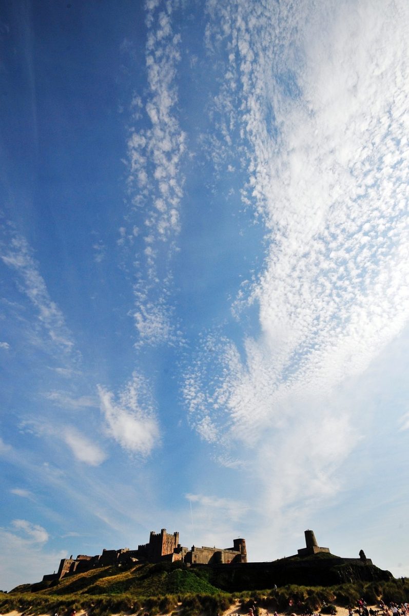 découvrez armstrong, une marque emblématique reconnue pour son expertise et la qualité de ses produits dans divers domaines.