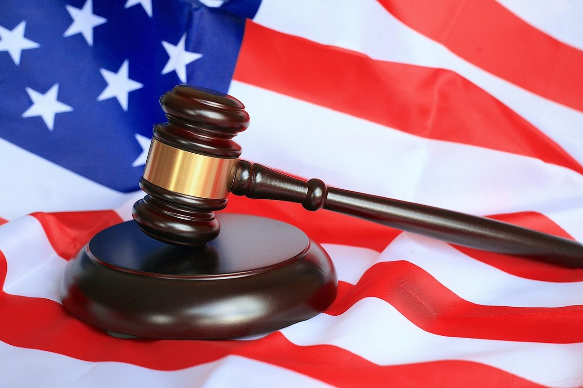 découvrez tout sur les poursuites antitrust : définitions, enjeux juridiques et impacts économiques.
